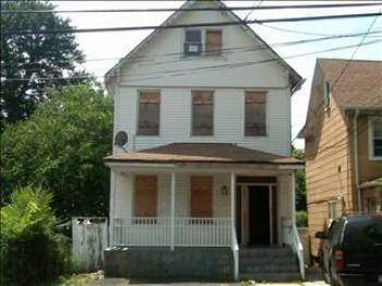 3BR/3BA Multi-Family 